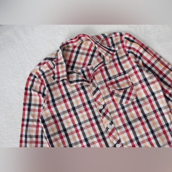 Custom Made Women’s Plaid Button Up Pocket Front Shirt - Picture 8 of 9